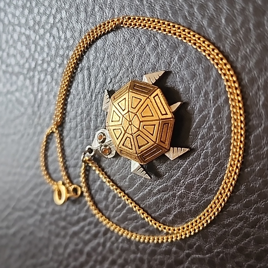 Vtg Necklace
